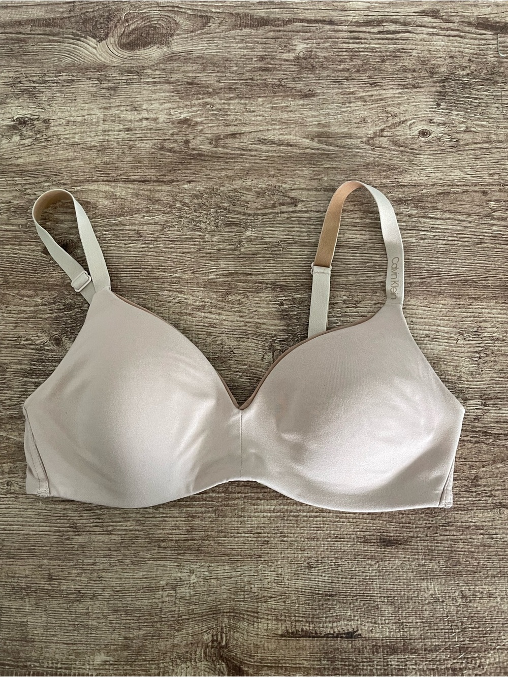 Calvin Klein Tan T-Shirt Bra Size Small